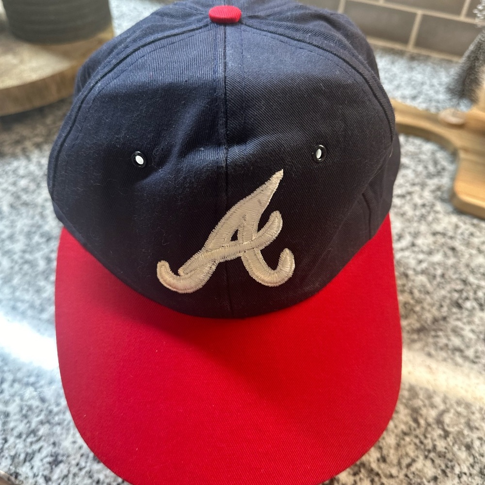 Braves hat